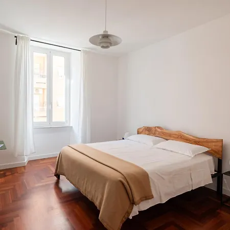 Lunaria Vatican Apartment Rome